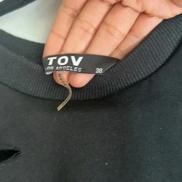 TOV Los Angeles Ripped Cold Shouder Sweatshirt Black Size 38 Small - Picture 2 of 7